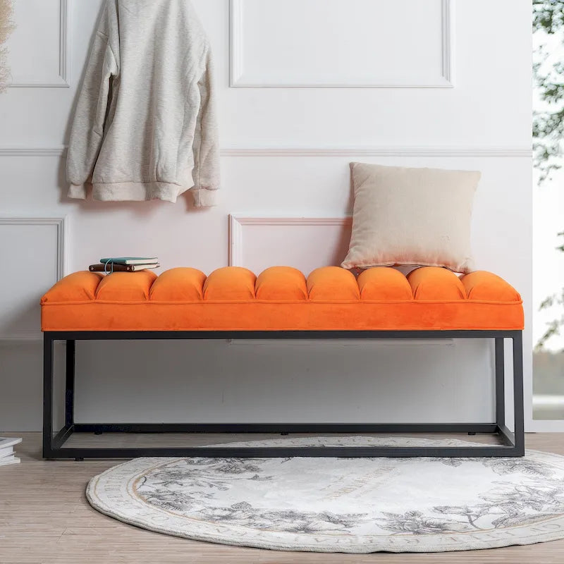 Banc en velours avec base en métal pour chambre à coucher ou entrée
