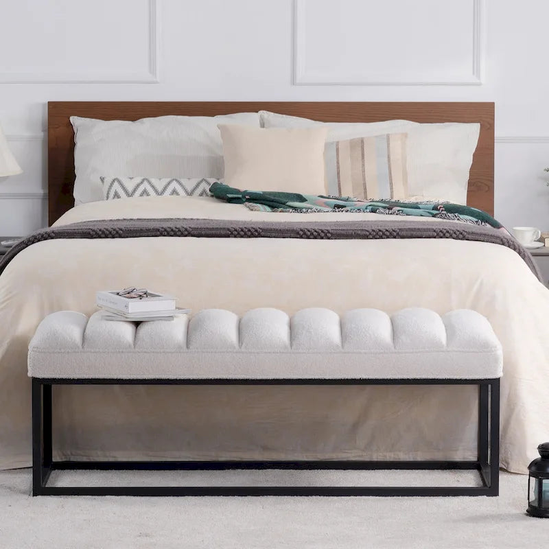 Banc en velours avec base en métal pour chambre à coucher ou entrée