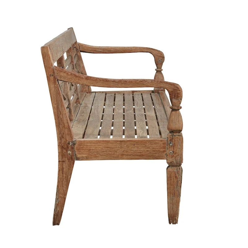 Banc en teck ancien cultivé en plantation
